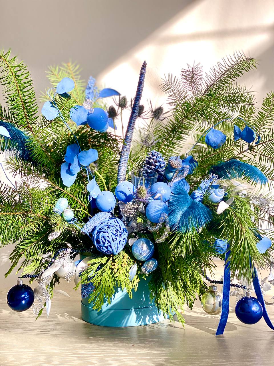 Christmas Flower Box Blue